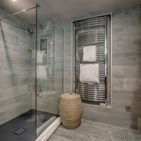 Luxury Chalet Cortina & Jacuzzzi * Cortina d'Ampezzo